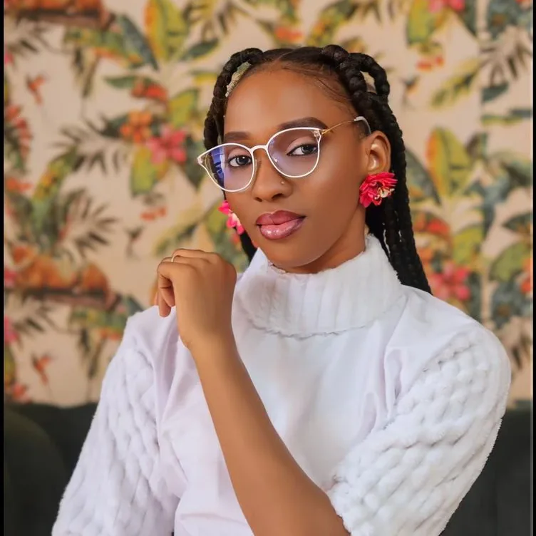 صورة Aminata Cissé، مؤسِّسة Miel’OR Cosmetics
